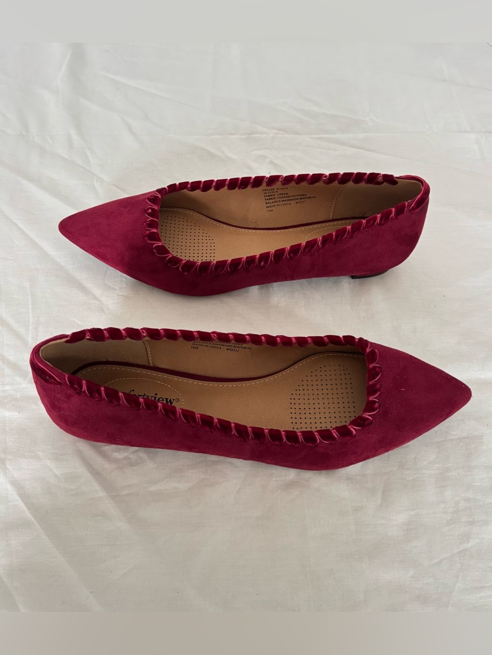 comfortview Women's Burgundy Pointed Toe Flats 10M
